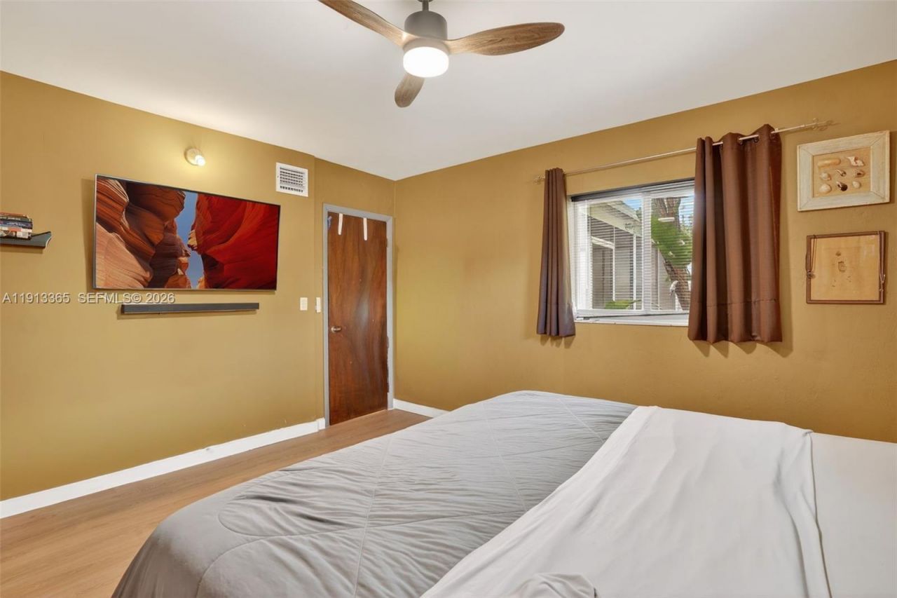 270 NW 106th St, Miami, FL 33150 Photo