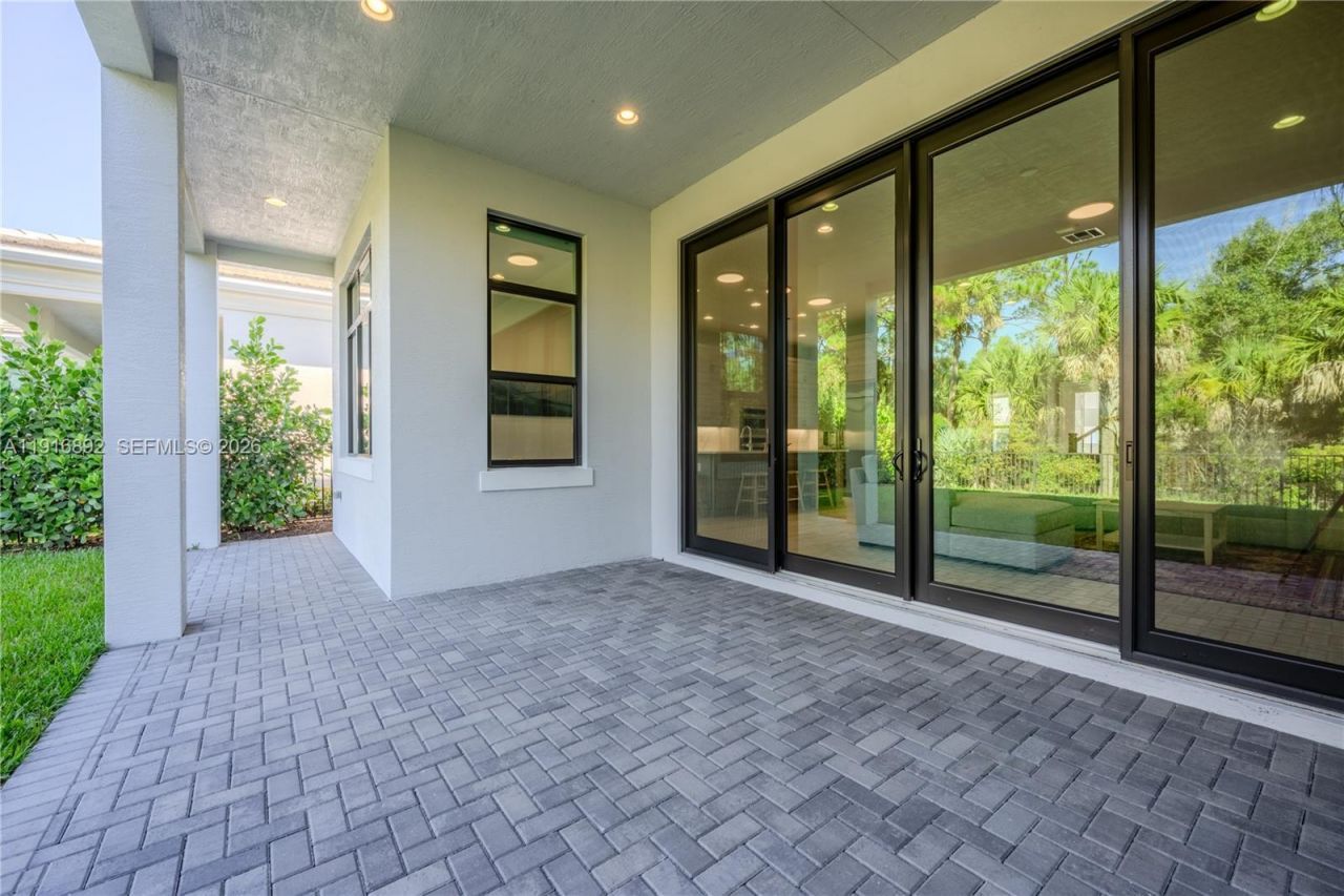 13402 Artisan Cir, Palm Beach Gardens, FL 33418 Photo