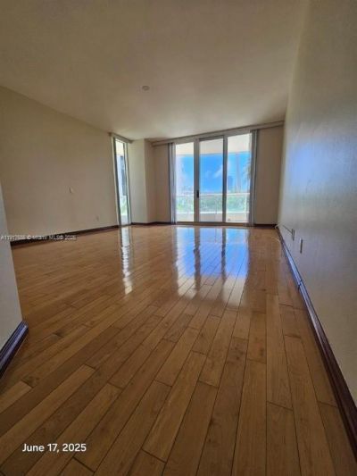 21050 Point Pl, Unit 501, Aventura, FL 33180 Photo