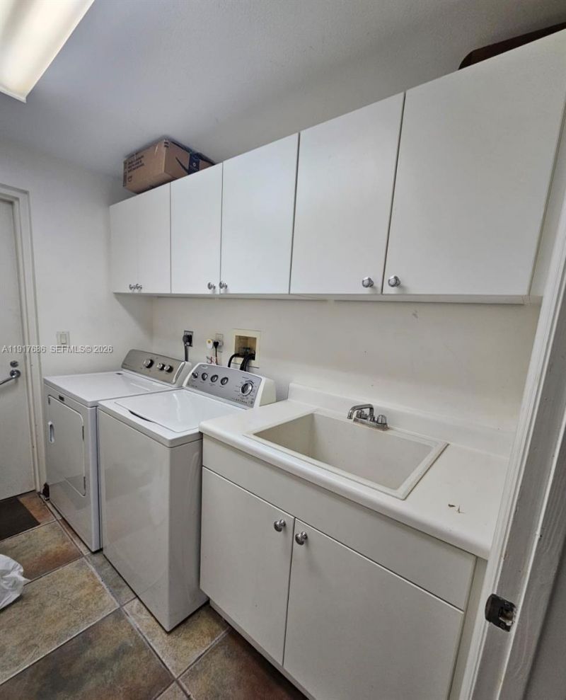 21050 Point Pl, Unit 501, Aventura, FL 33180 Photo