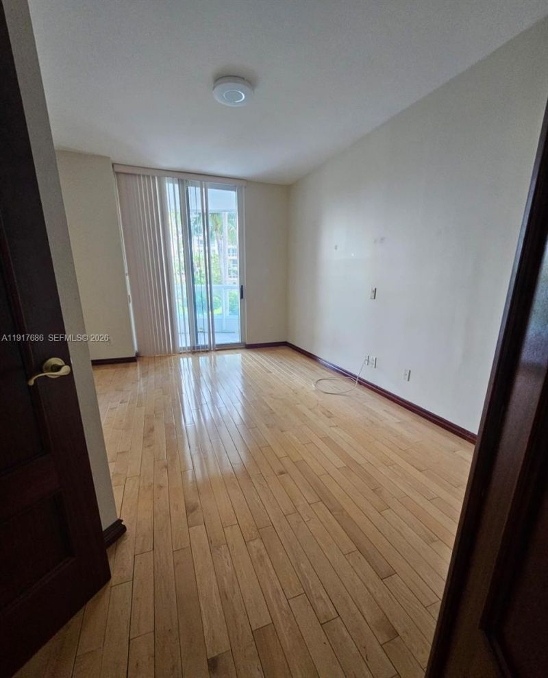 21050 Point Pl, Unit 501, Aventura, FL 33180 Photo