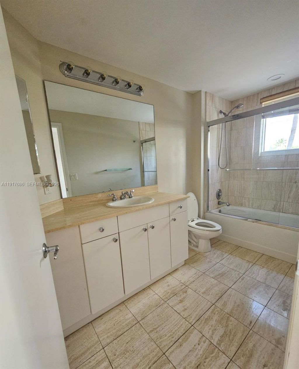 21050 Point Pl, Unit 501, Aventura, FL 33180 Photo