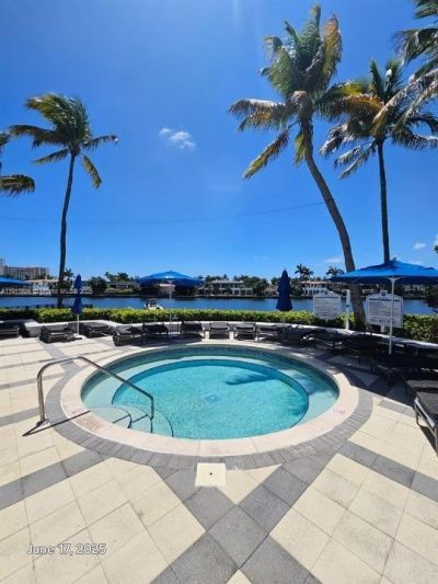 21050 Point Pl, Unit 501, Aventura, FL 33180 Photo