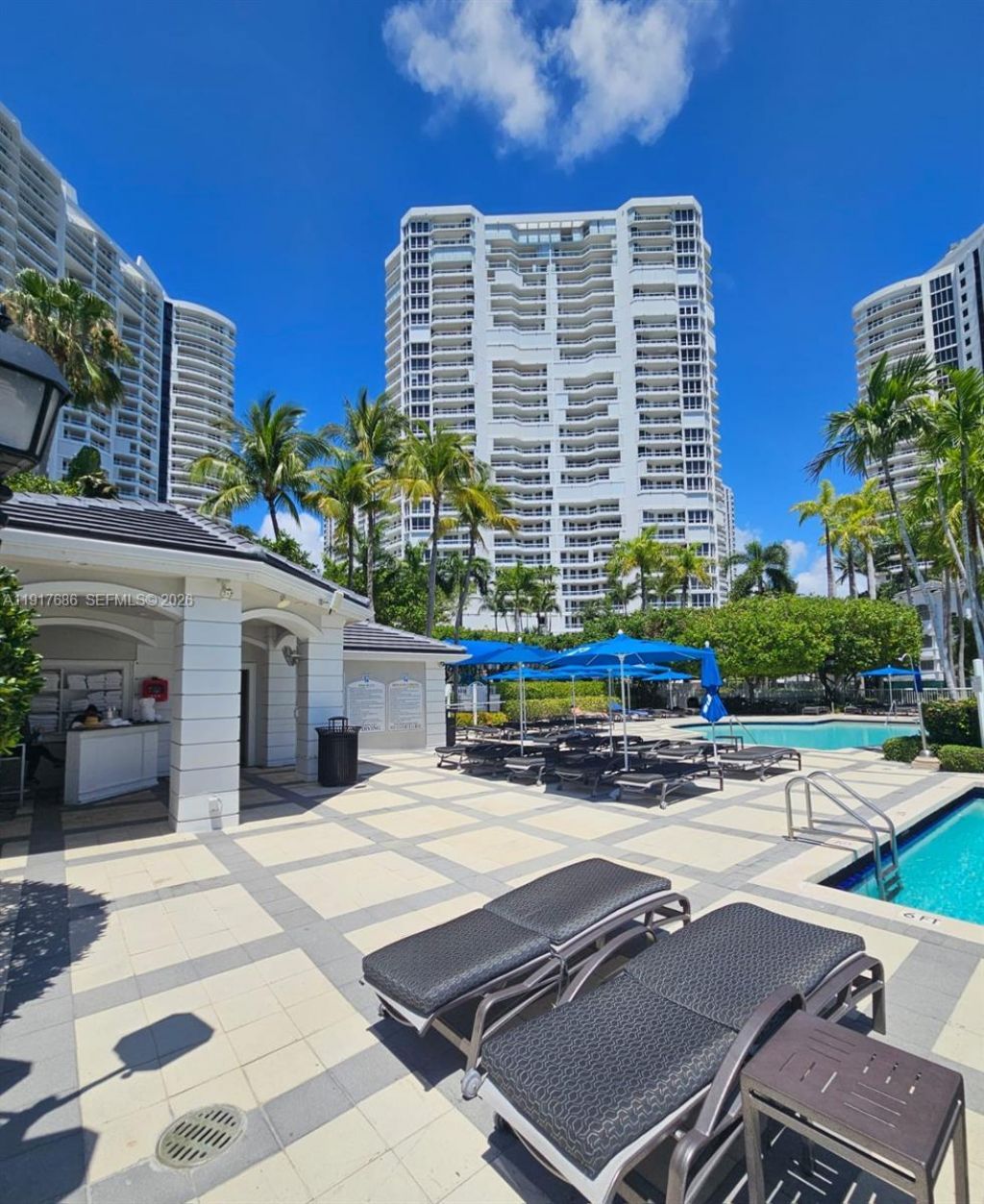 21050 Point Pl, Unit 501, Aventura, FL 33180 Photo