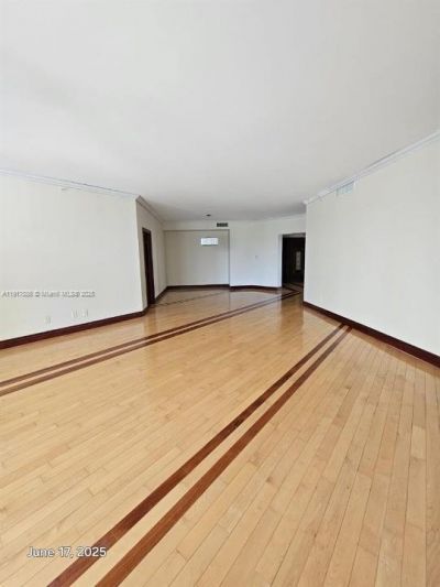 21050 Point Pl, Unit 501, Aventura, FL 33180 Photo