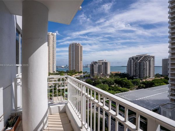 801 Brickell Key Blvd, Unit 1407, Miami, FL 33131