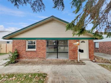 18031 Hamann Street, Riverview, MI 48193