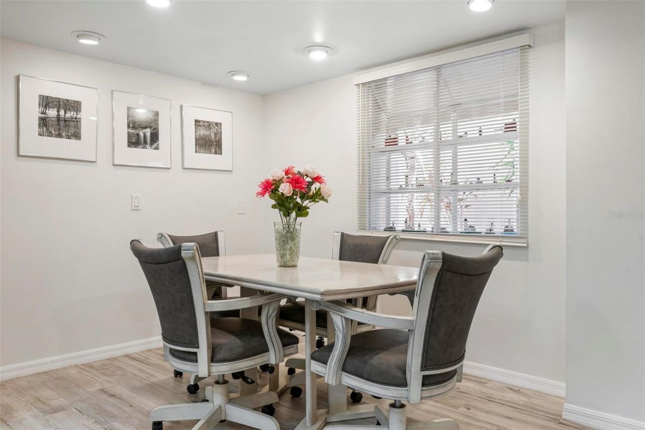 4206 SE 20th Place, Unit 101, Cape Coral, FL 33904 Photo