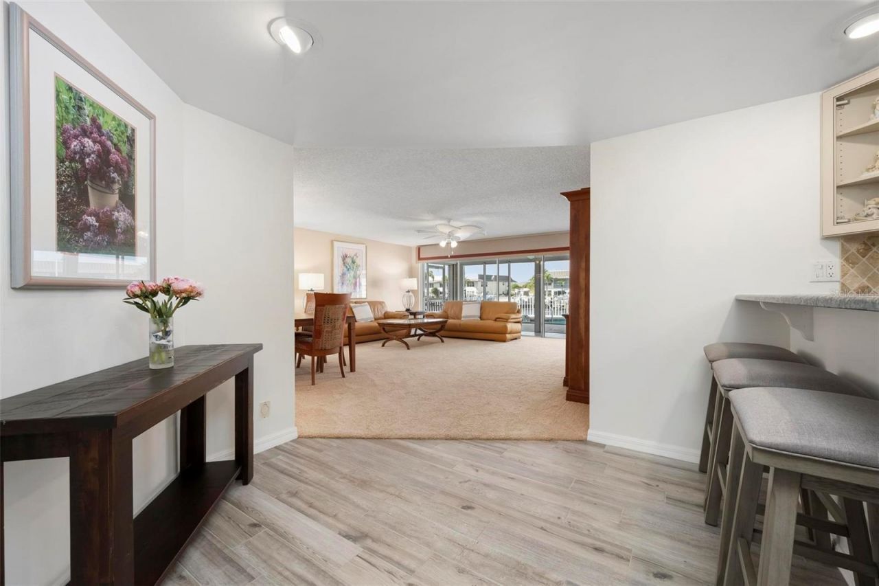 4206 SE 20th Place, Unit 101, Cape Coral, FL 33904 Photo