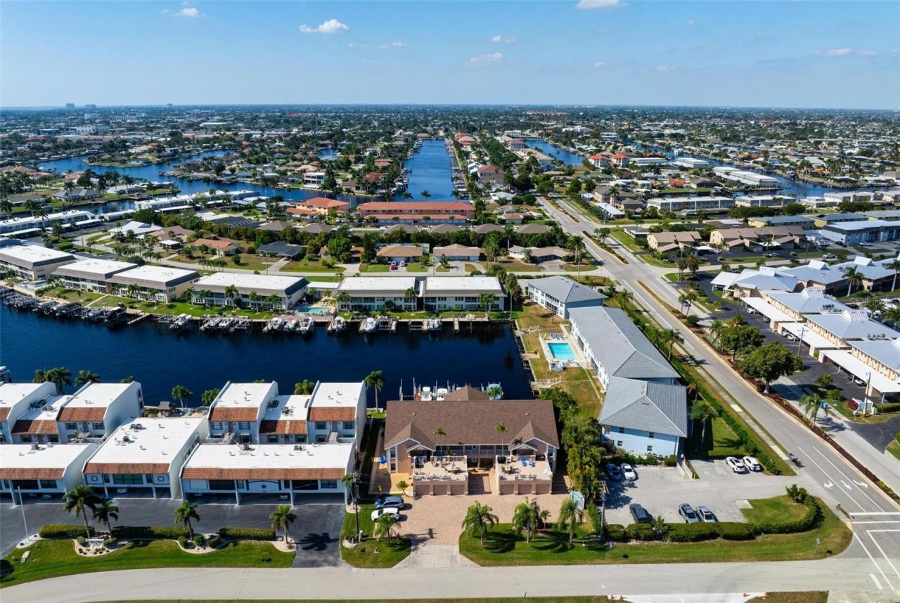 4206 SE 20th Place, Unit 101, Cape Coral, FL 33904 Photo