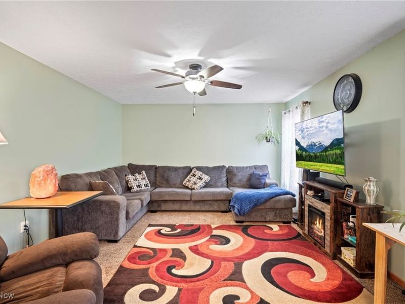 1121 Brittany Boulevard, Akron, OH 44312 Photo 9