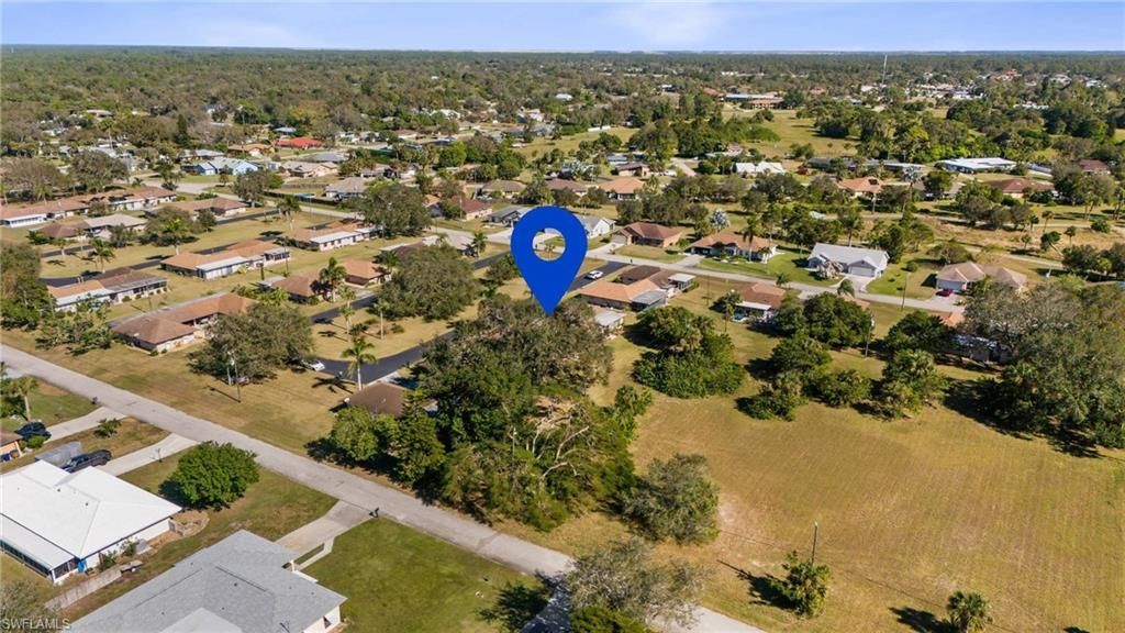 235 Thistle Ct, Lehigh Acres, FL 33936 Photo