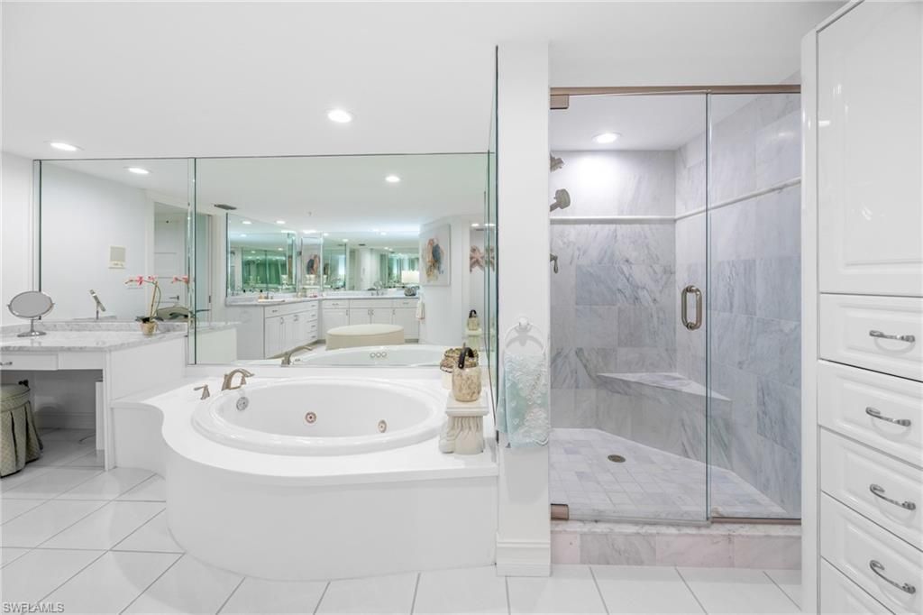 3131 W Gulf Dr, Unit 303, Sanibel, FL 33957 Photo