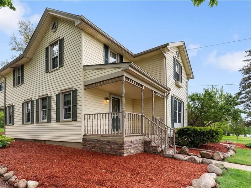 315 W Main Street, Canfield, OH 44406 Photo 3