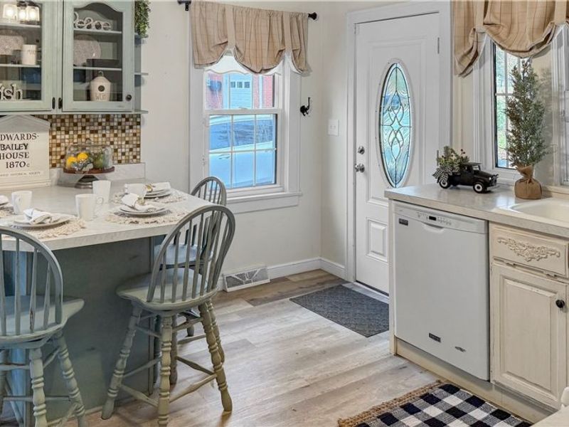 315 W Main Street, Canfield, OH 44406 Photo 8