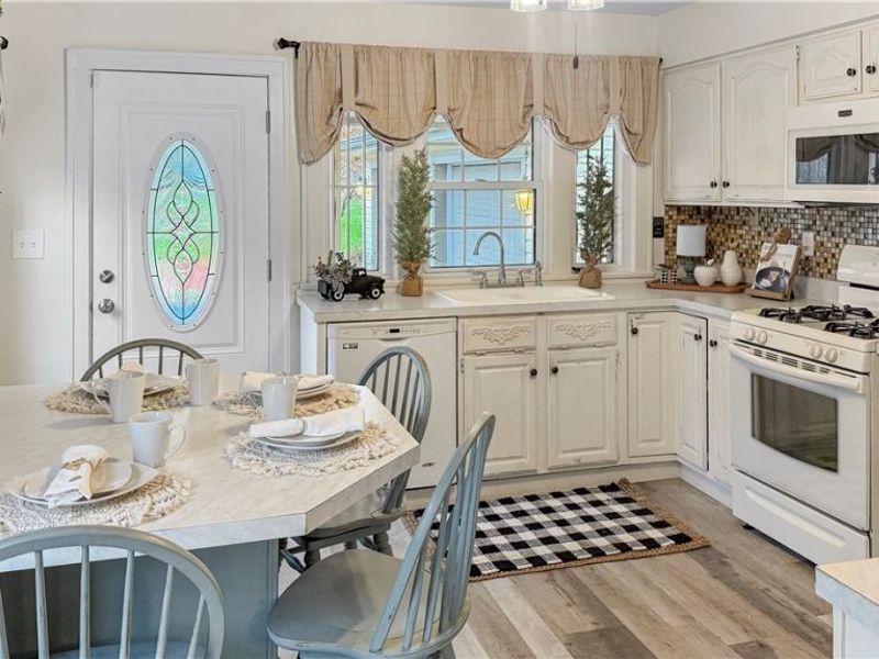 315 W Main Street, Canfield, OH 44406 Photo 9