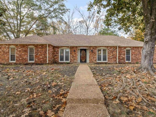 63 VINE GROVE LN, Memphis, TN 38018