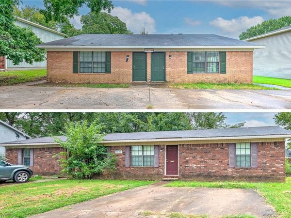 101 & 103, 2748 & 2750 N Adobe, Valencia Street, Fayetteville, AR 72703