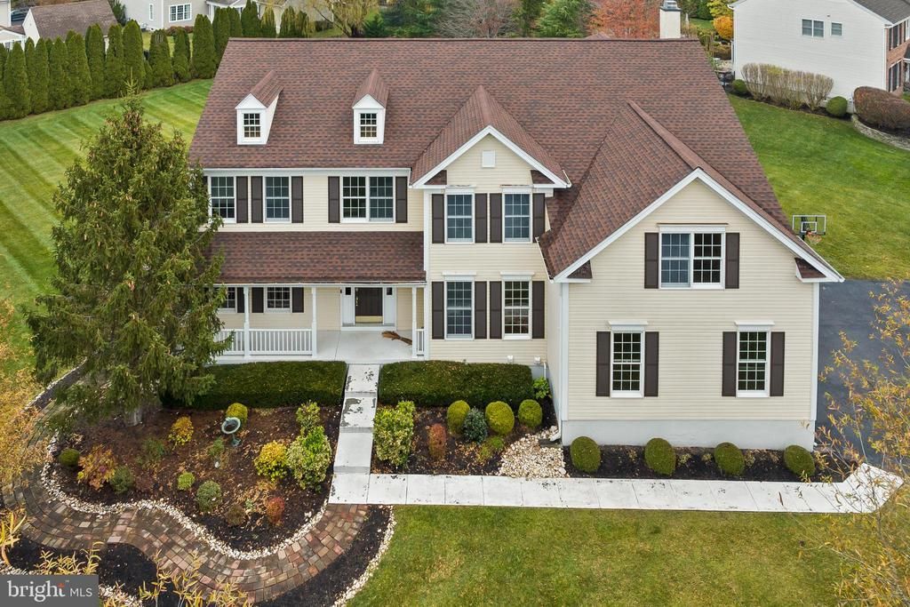2 Thorn Lane, Chesterfield, NJ 08515 Main Photo