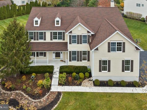 2 THORN LANE, CHESTERFIELD, NJ 08515
