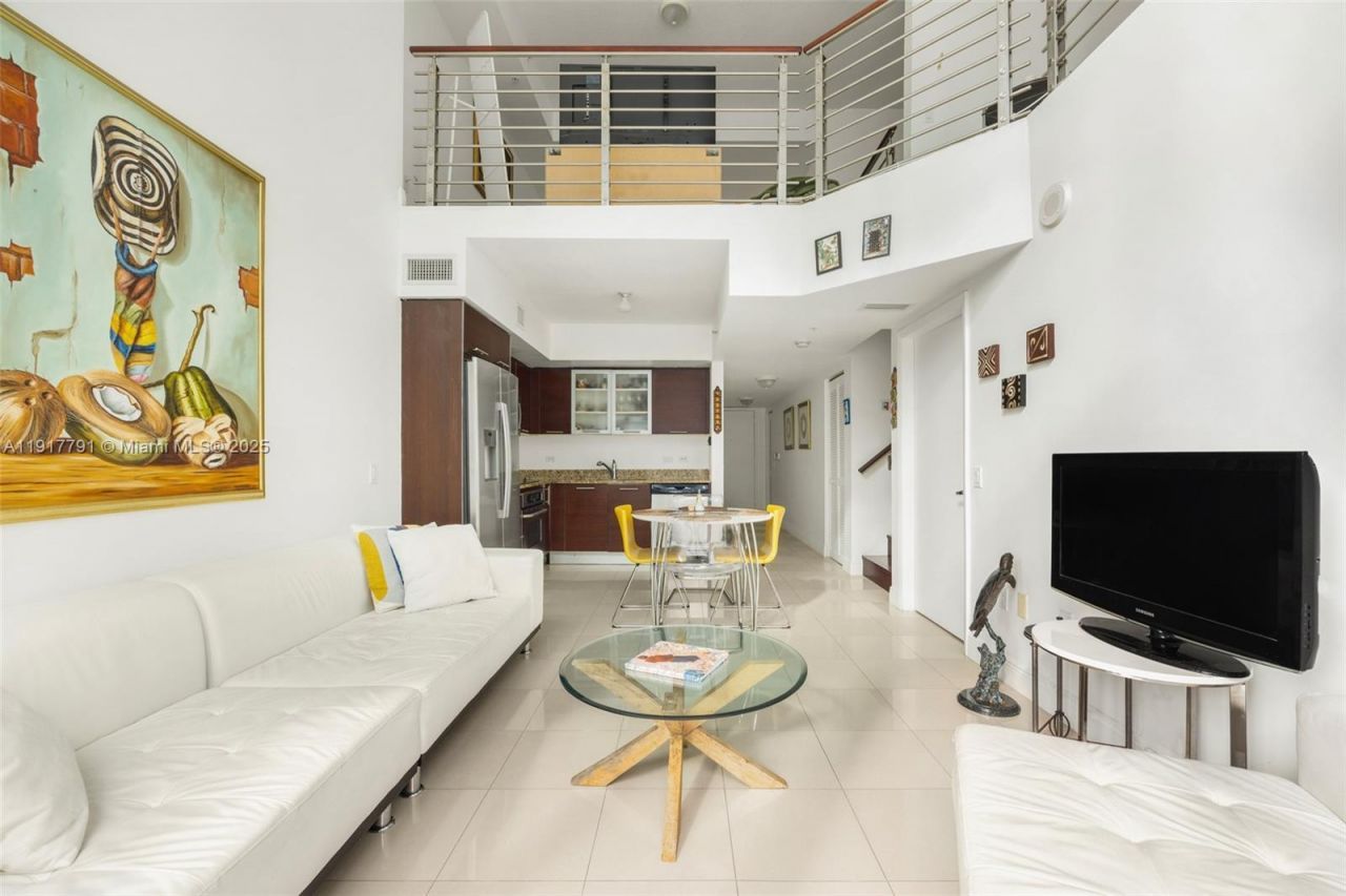 41 SE 5th St, Unit 1210, Miami, FL 33131 Photo