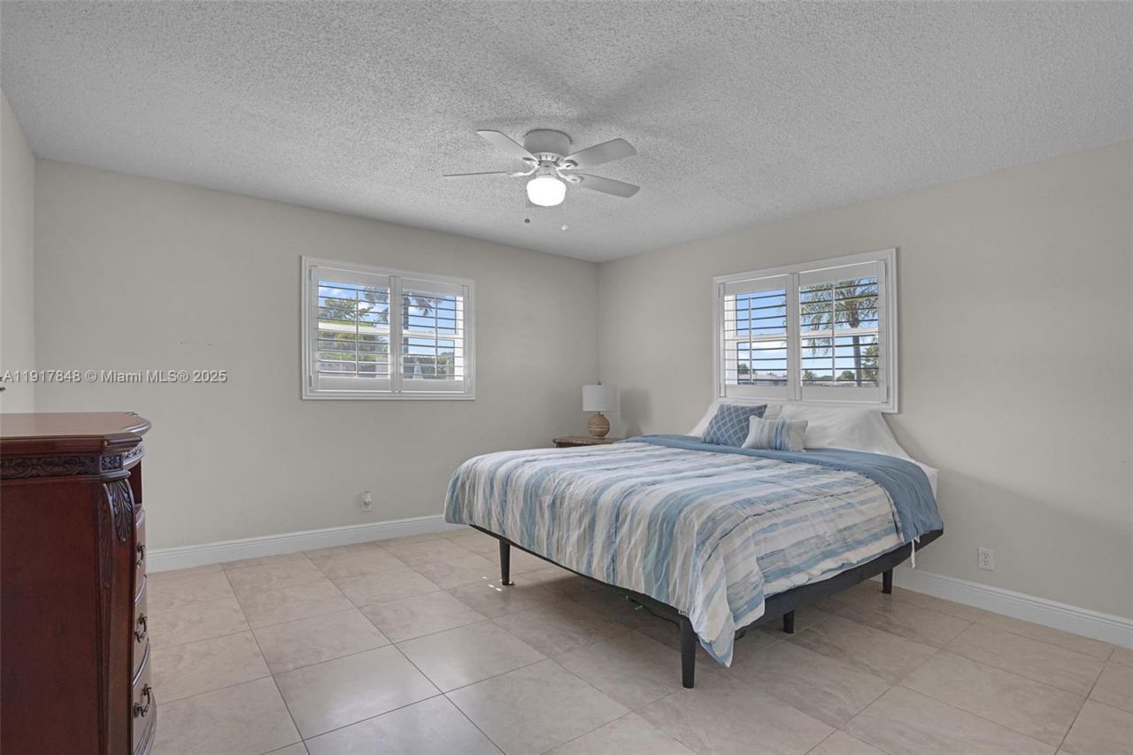 6880 NW 16th St, Margate, FL 33063 Photo