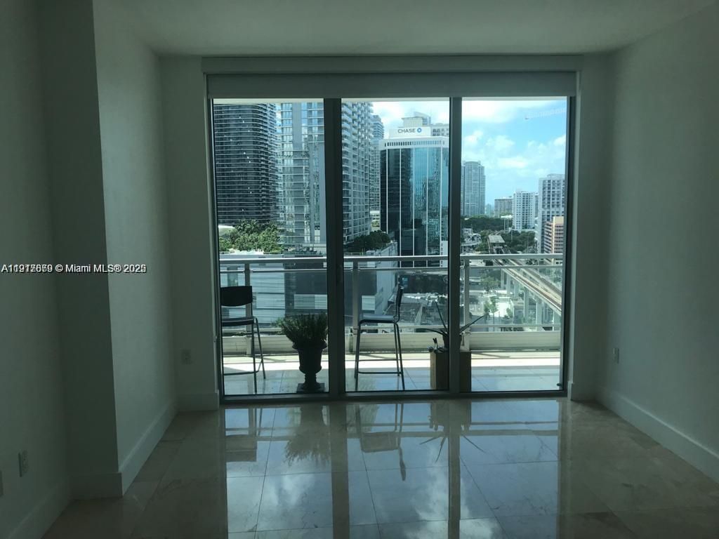 92 SW 3rd St, Unit 1904, Miami, FL 33130 Photo