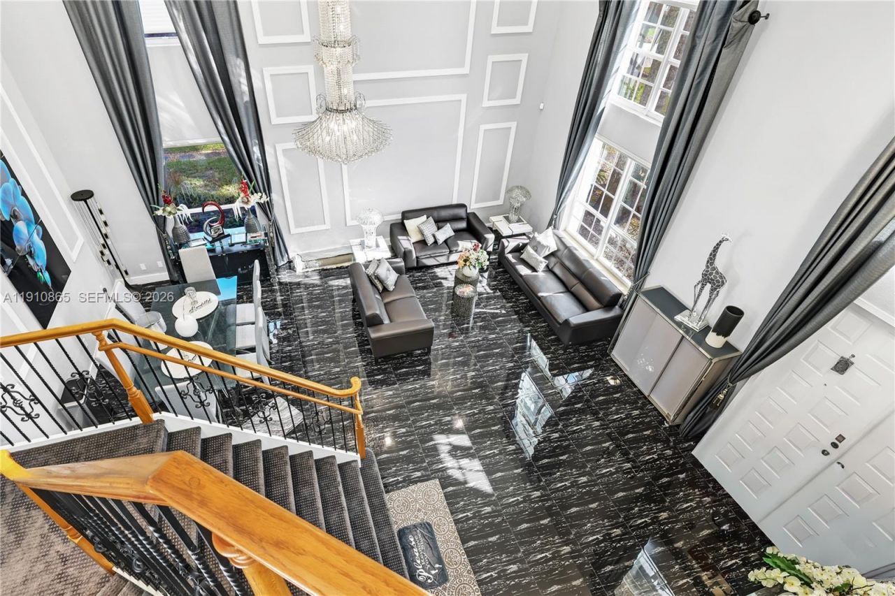 13787 NW 19th Ct, Pembroke Pines, FL 33028 Photo