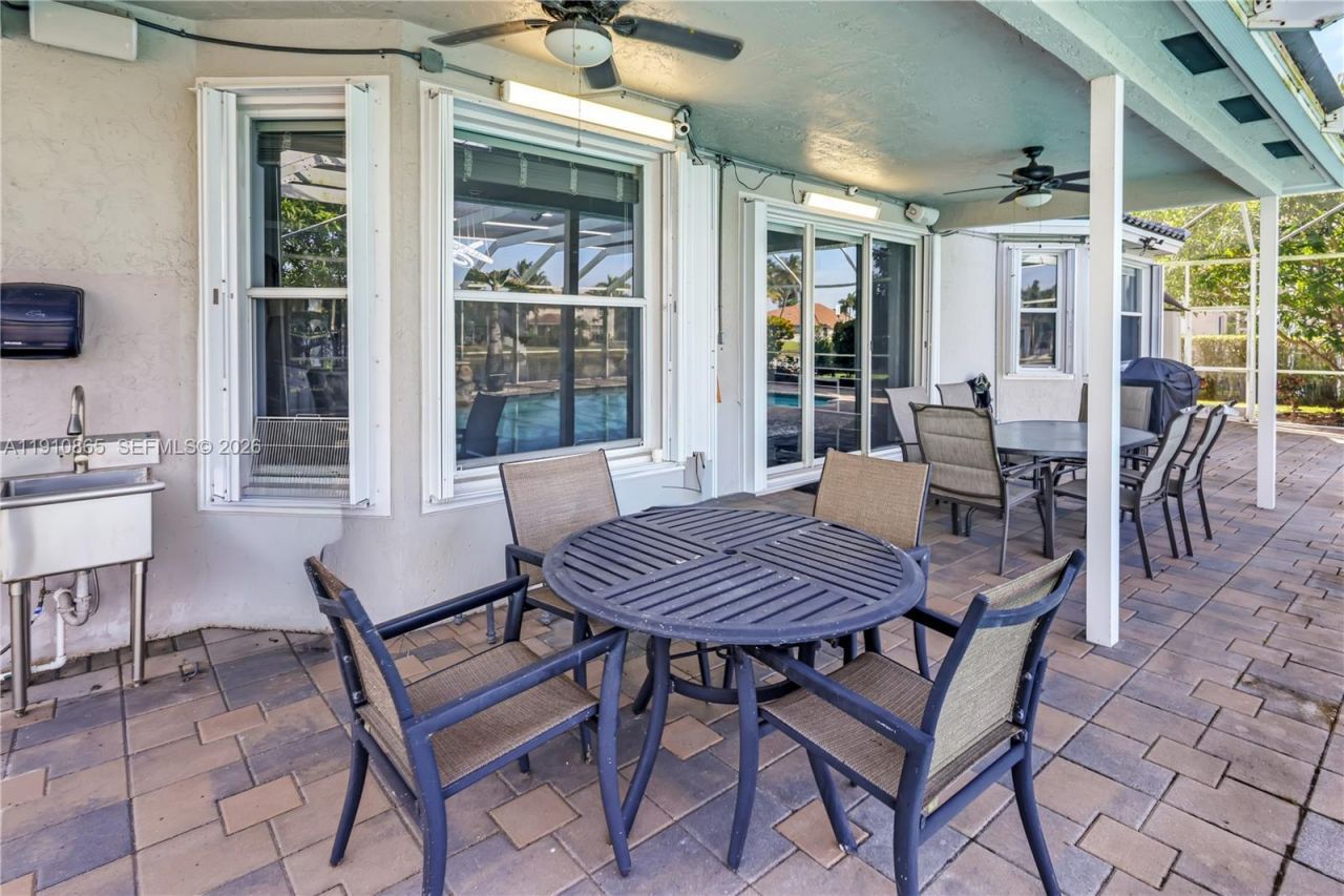 13787 NW 19th Ct, Pembroke Pines, FL 33028 Photo