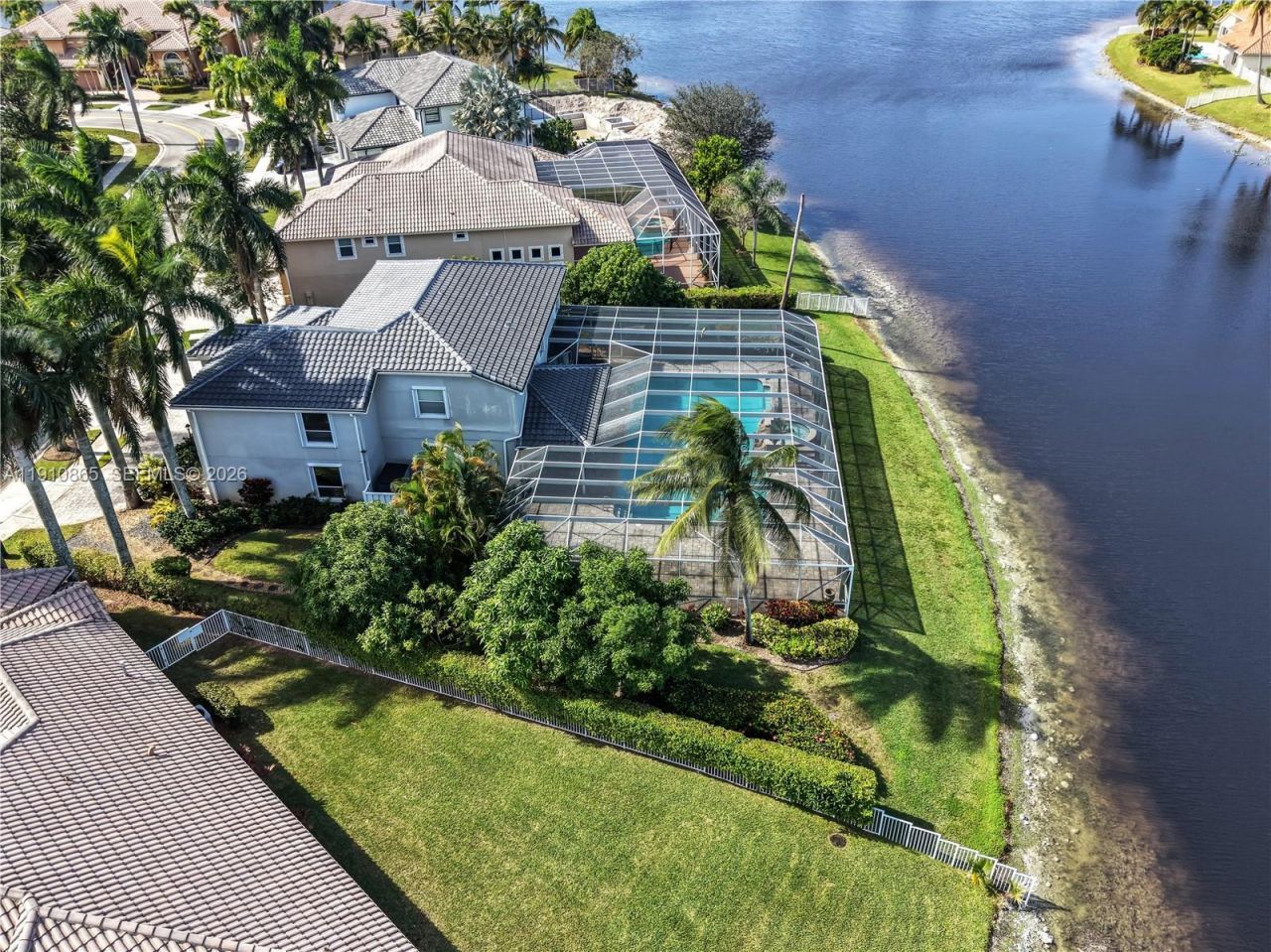 13787 NW 19th Ct, Pembroke Pines, FL 33028 Photo