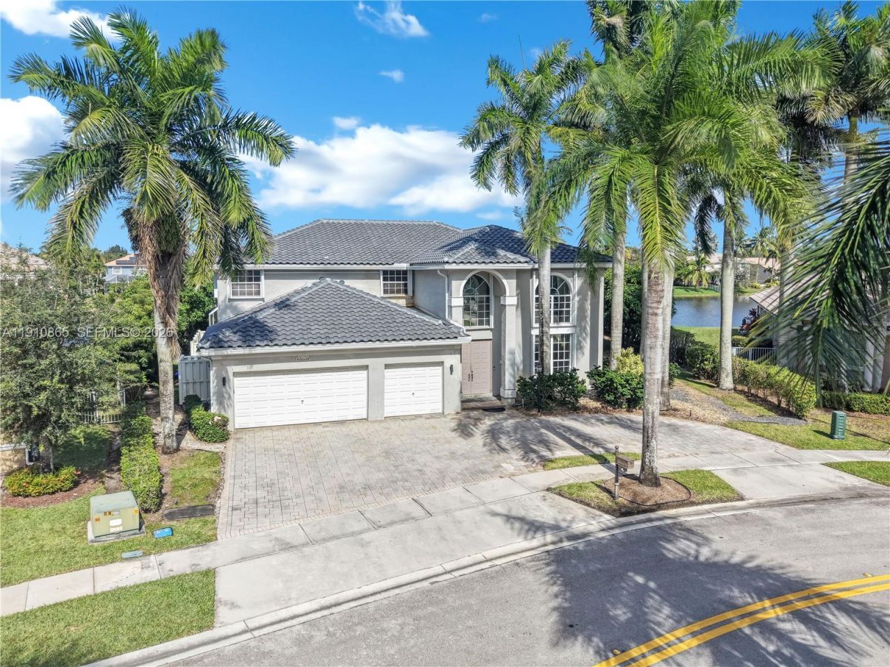 13787 NW 19th Ct, Pembroke Pines, FL 33028 Photo