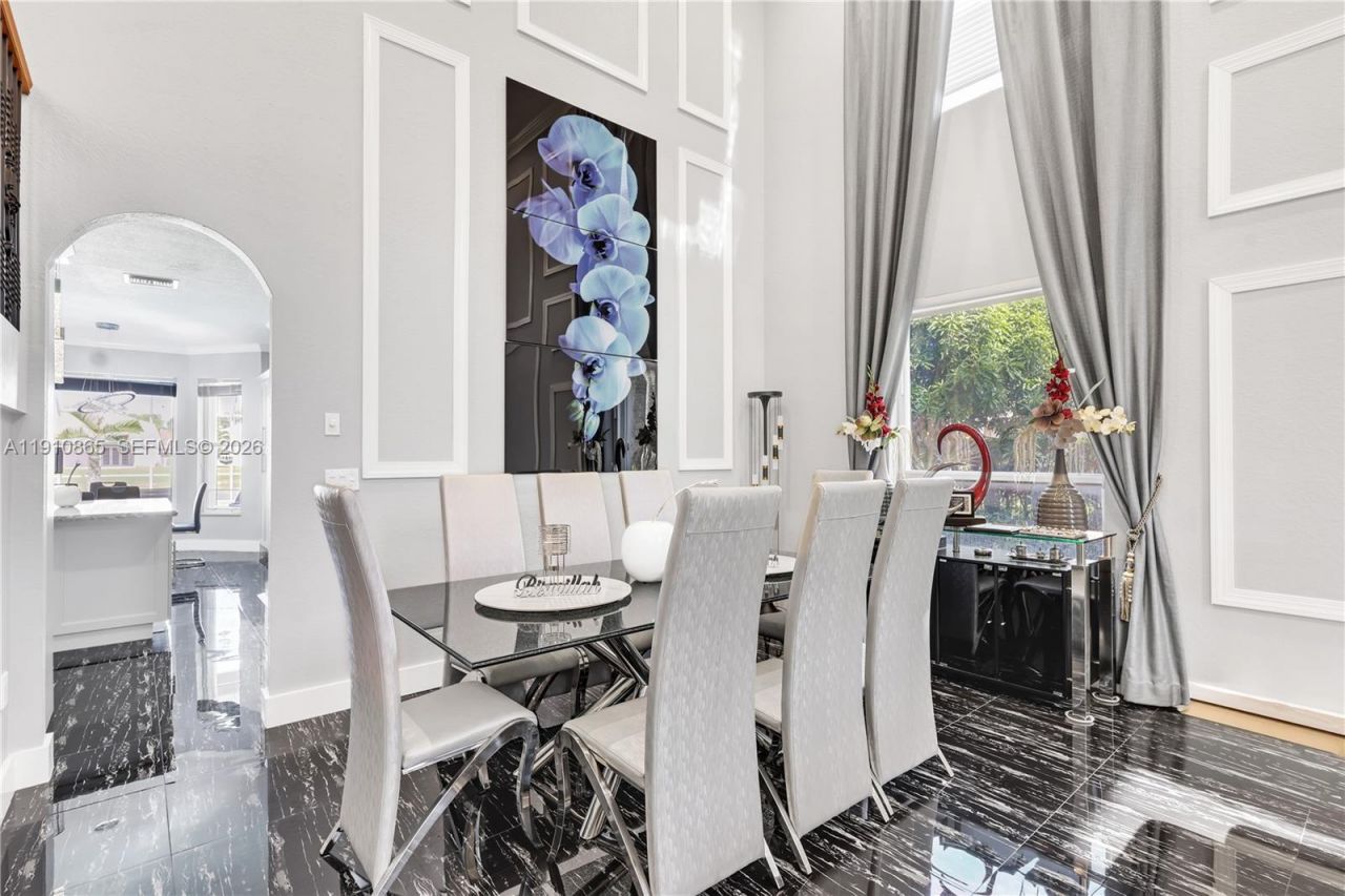 13787 NW 19th Ct, Pembroke Pines, FL 33028 Photo