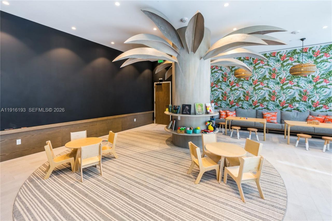 2821 S Bayshore Dr, Unit LPH-D, Miami, FL 33133 Photo