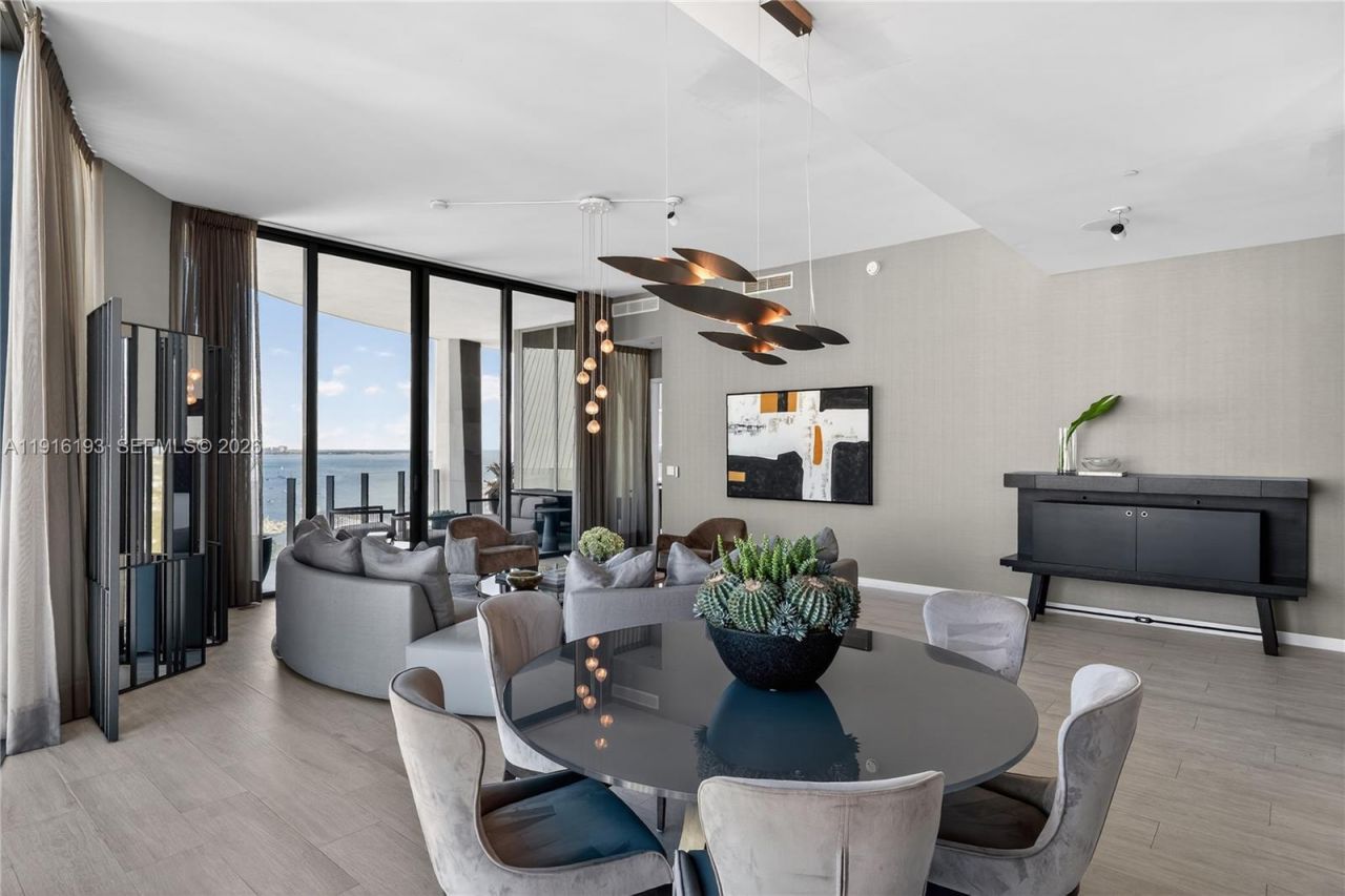 2821 S Bayshore Dr, Unit LPH-D, Miami, FL 33133 Photo