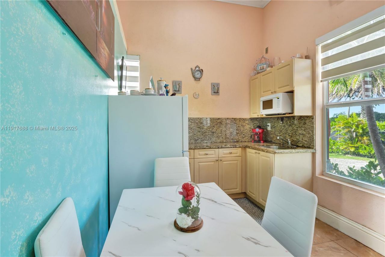 20455 SW 154th Ave, Miami, FL 33187 Photo