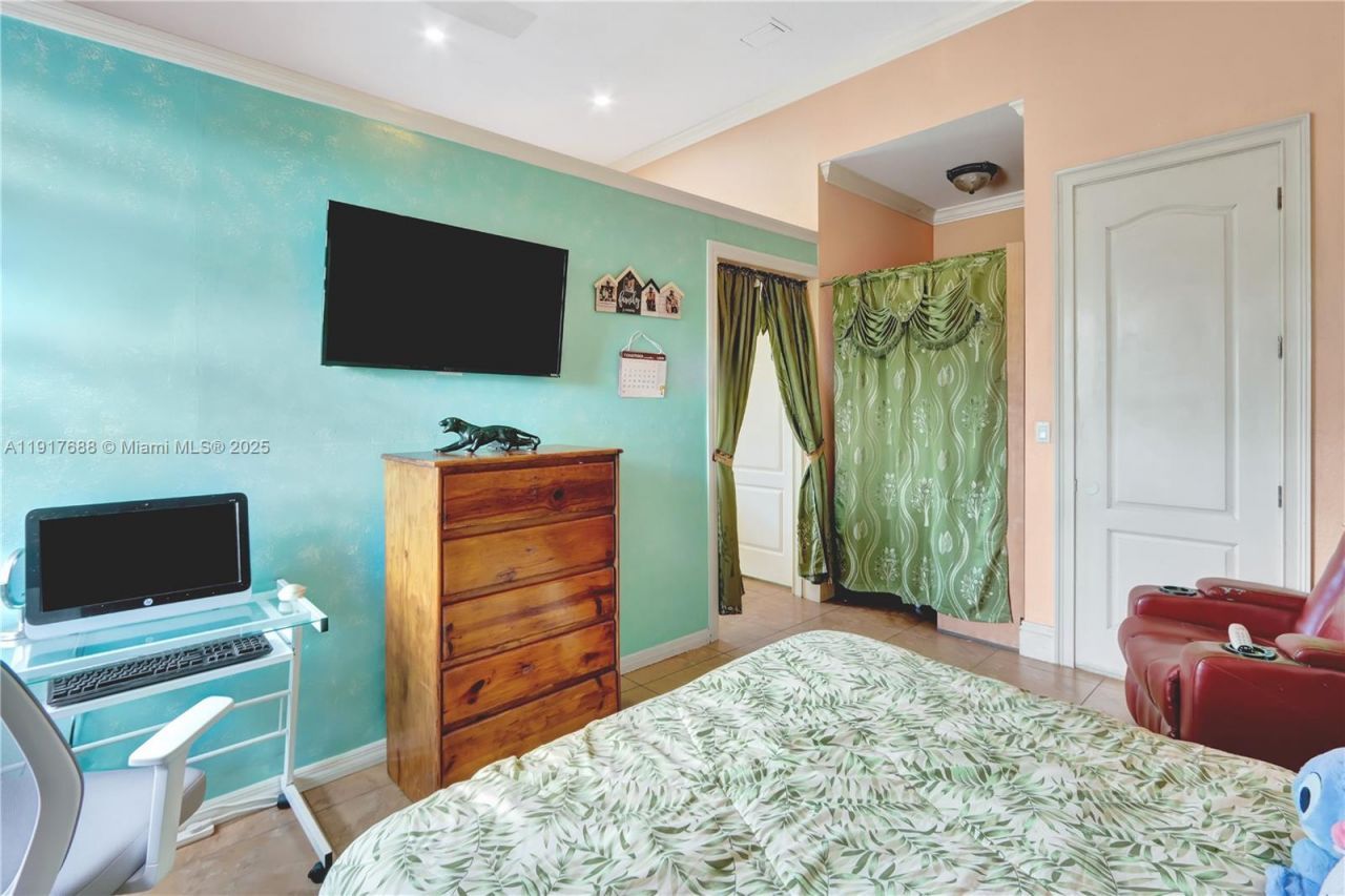 20455 SW 154th Ave, Miami, FL 33187 Photo