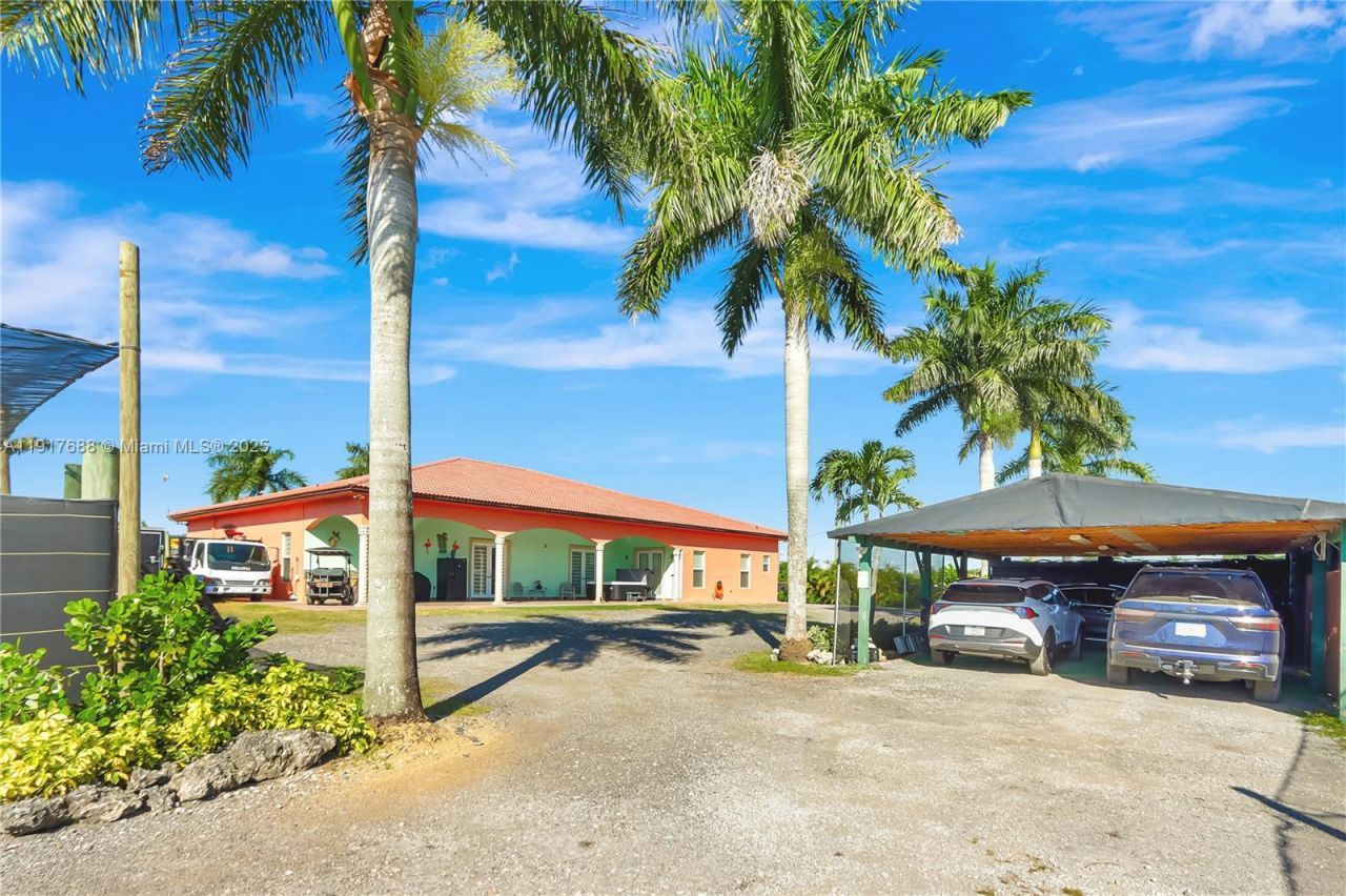 20455 SW 154th Ave, Miami, FL 33187 Photo