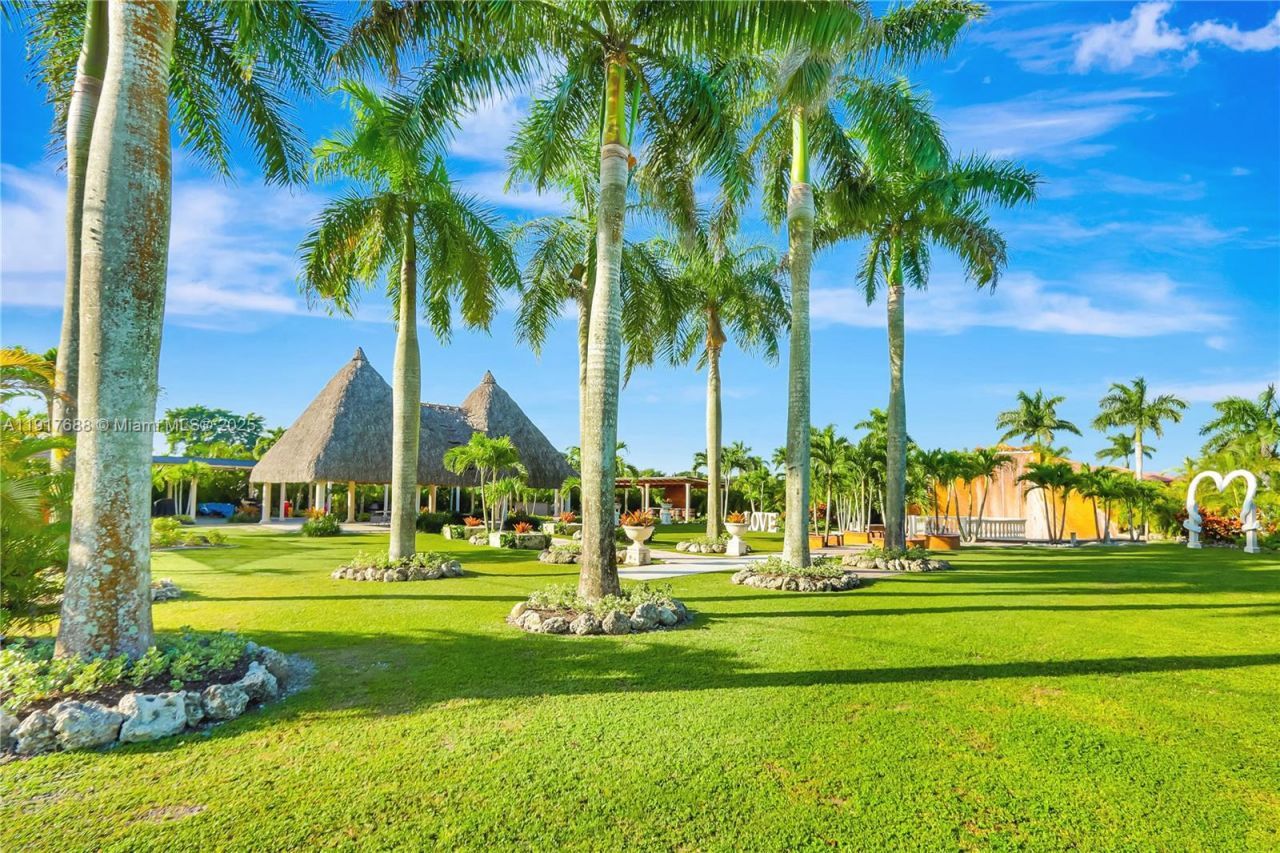 20455 SW 154th Ave, Miami, FL 33187 Photo