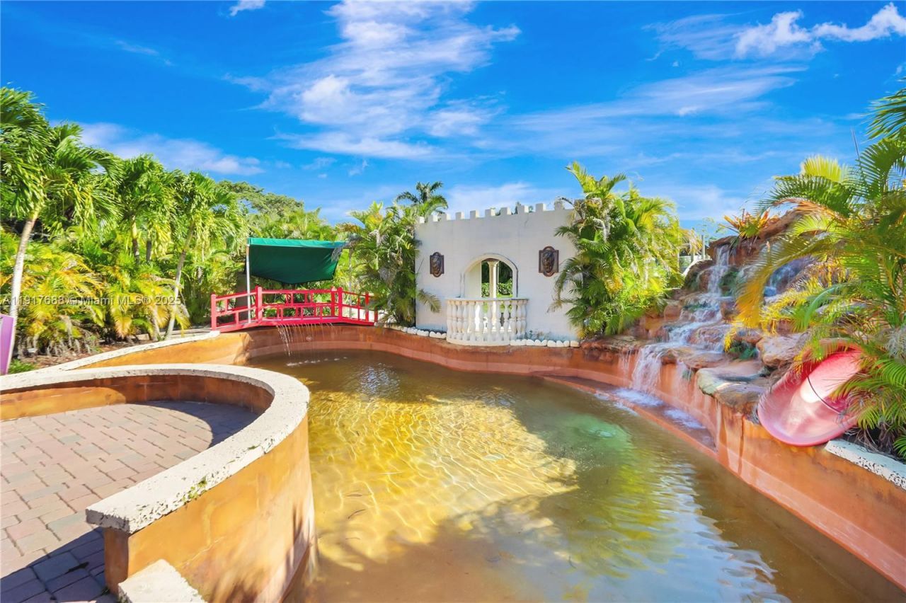 20455 SW 154th Ave, Miami, FL 33187 Photo