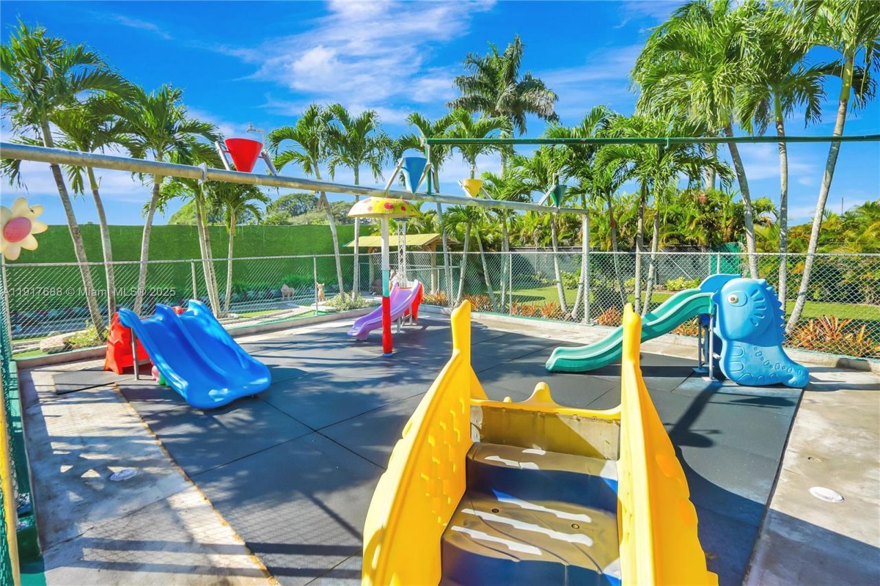 20455 SW 154th Ave, Miami, FL 33187 Photo