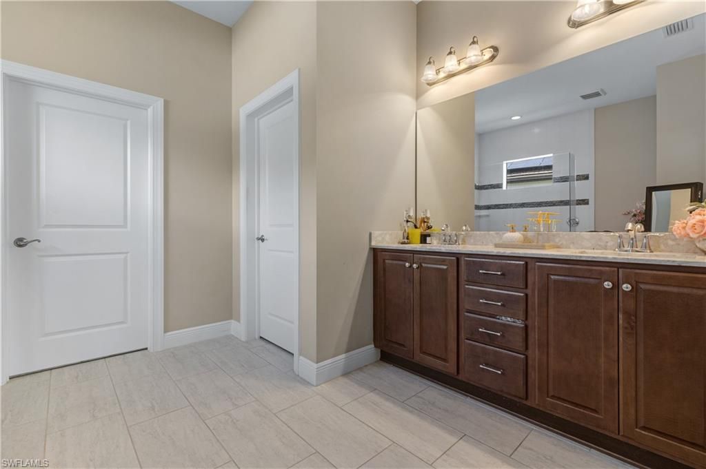 11546 Onyx Cir, Fort Myers, FL 33913 Photo