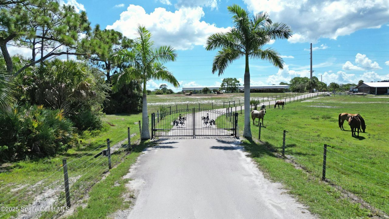 4850 Old Dixie Highway, Grant-valkaria, FL 32949 Photo