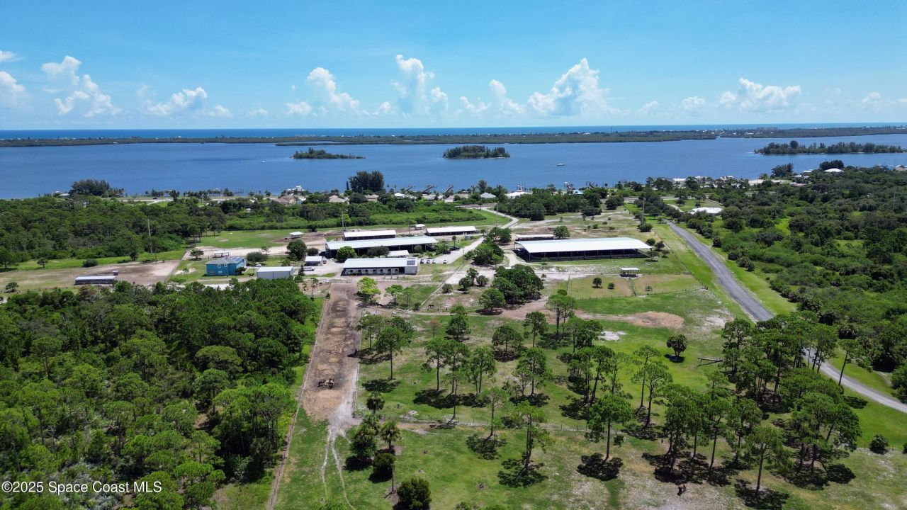 4850 Old Dixie Highway, Grant-valkaria, FL 32949 Photo