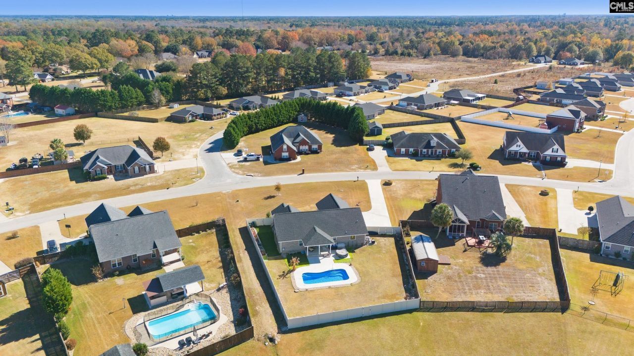 3565 Katwallace Circle  Photo 4