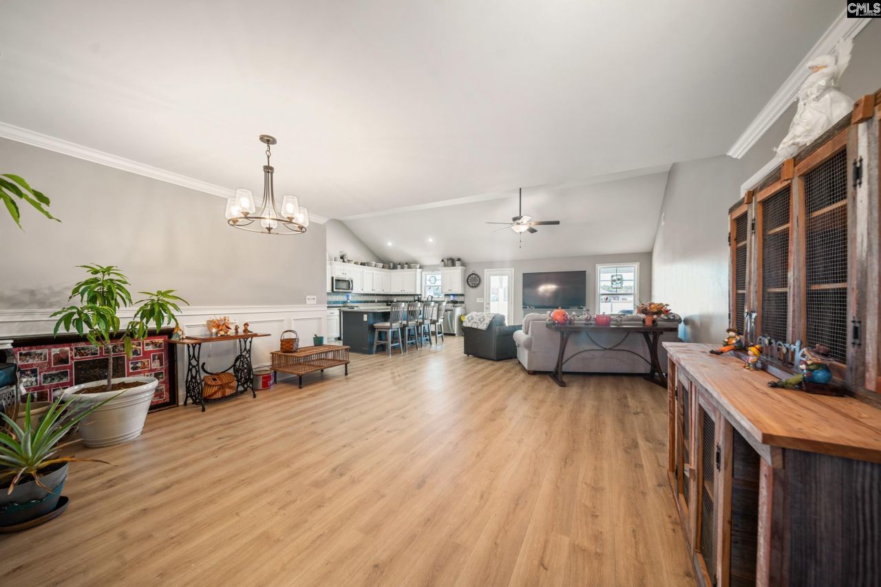 3565 Katwallace Circle  Photo 9