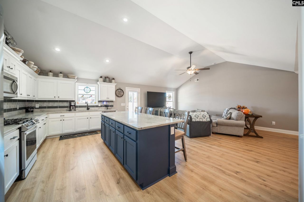 3565 Katwallace Circle  Photo 14