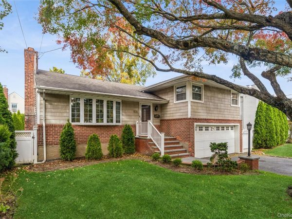 575 Cornwell Avenue, Malverne, NY 11565