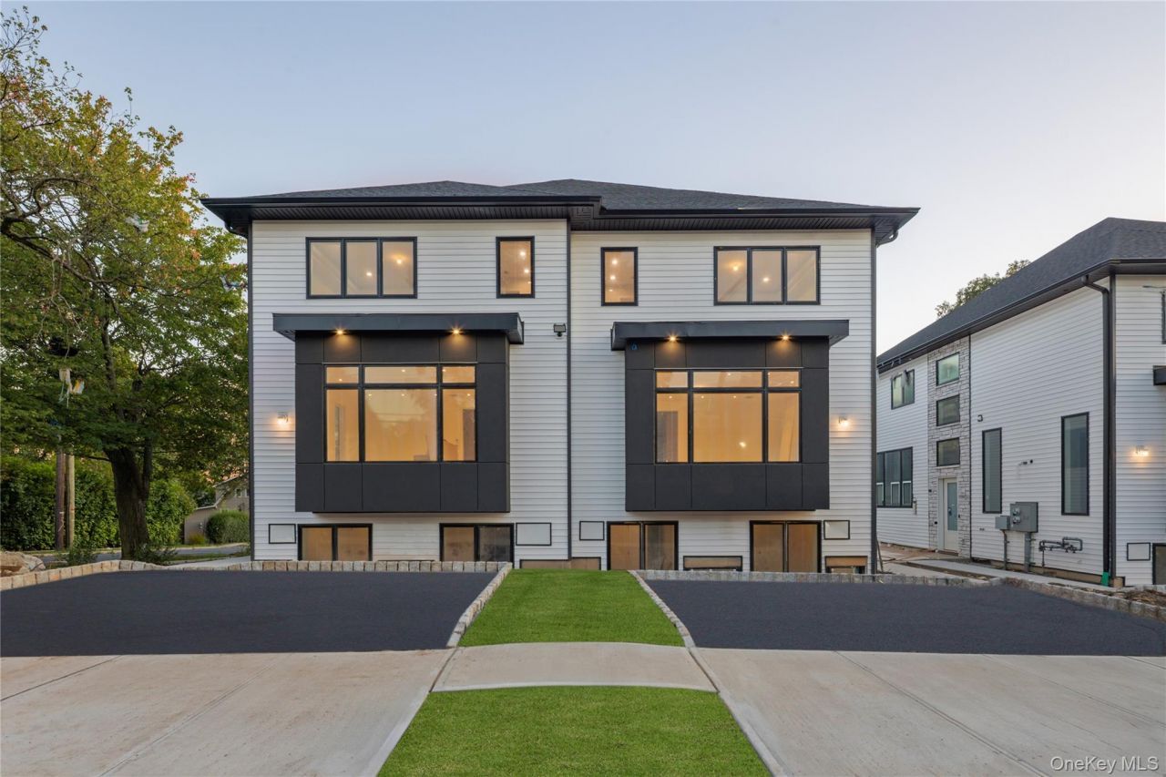 20 W Funston Avenue, Unit 212, Spring Valley, NY 10977 Main Photo