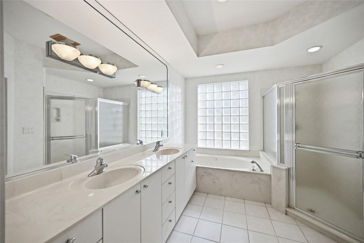 5489 Downham Meadows, Sarasota, FL 34235 Photo