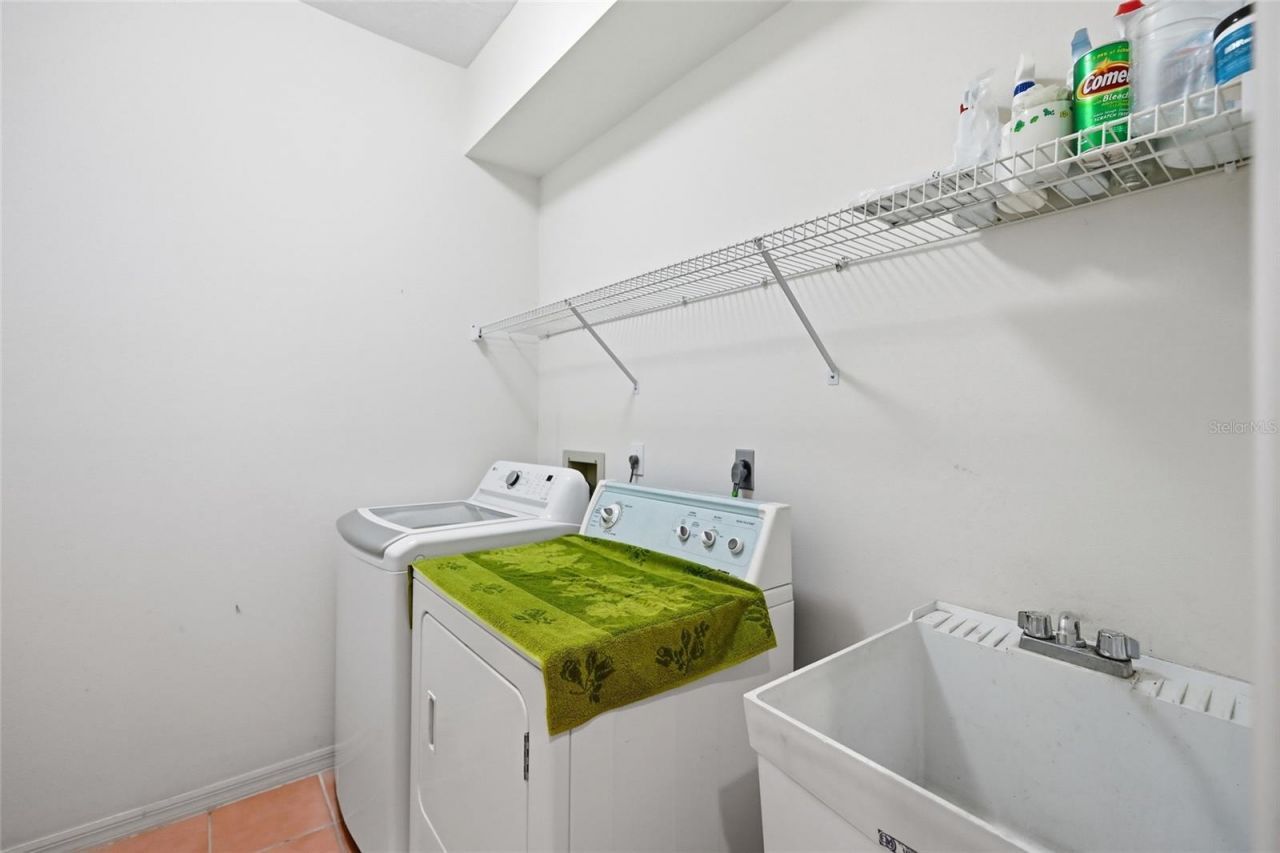 5489 Downham Meadows, Sarasota, FL 34235 Photo